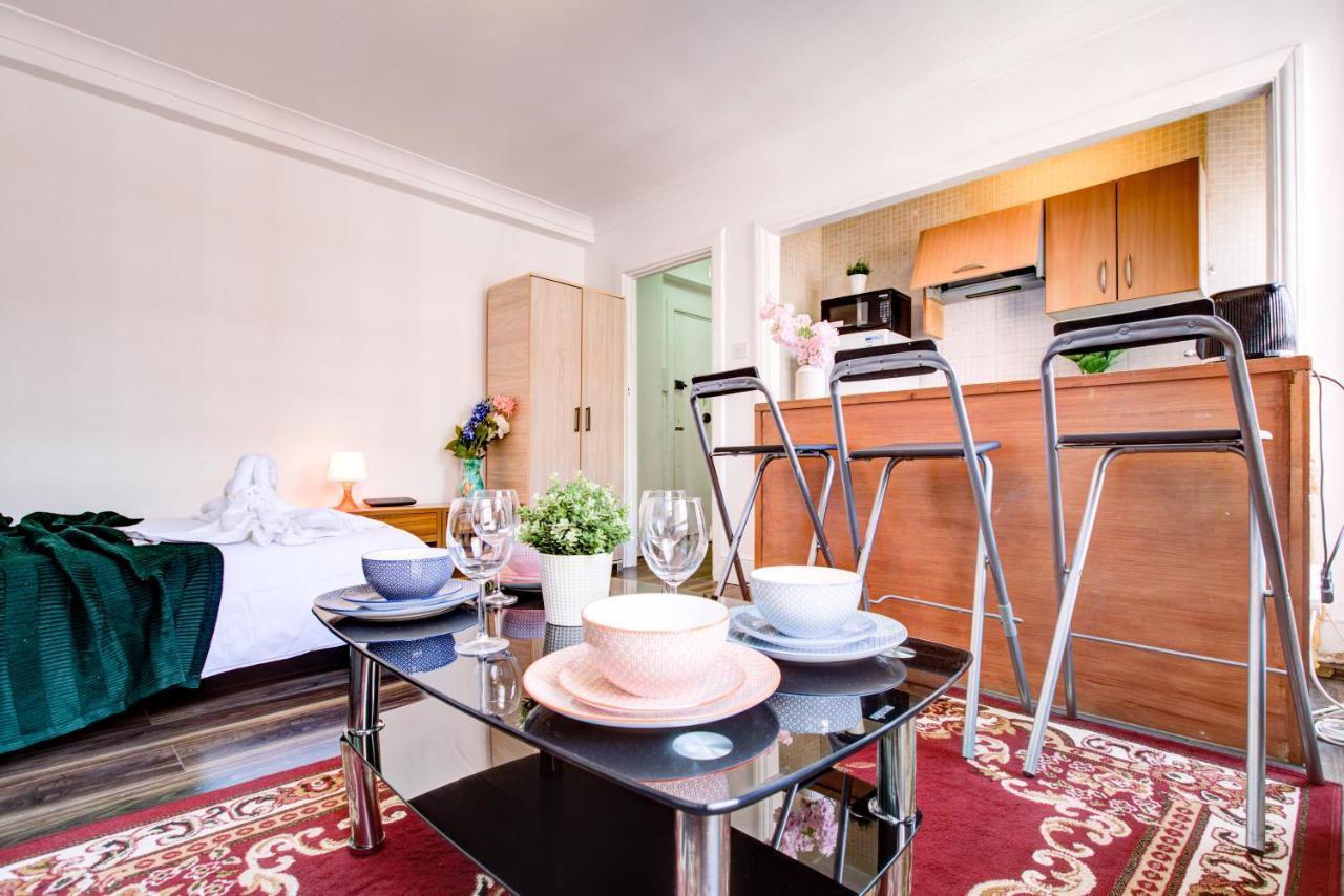 Cozy Studio In Central London Apartment Bagian luar foto